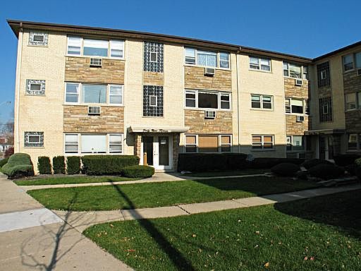 1st image of 4915 N Central Ave #9