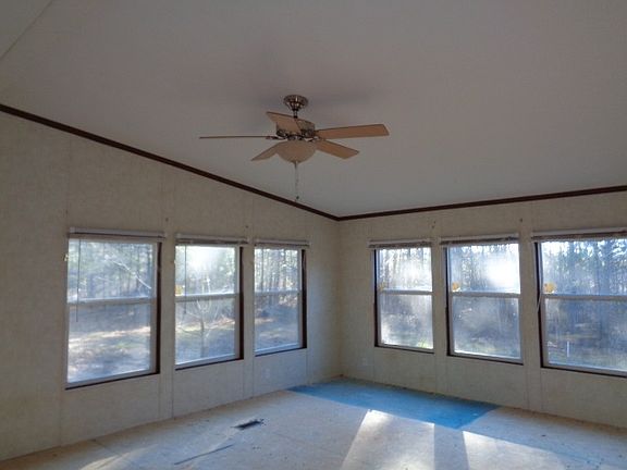 2nd image of 303 Private Road 3560