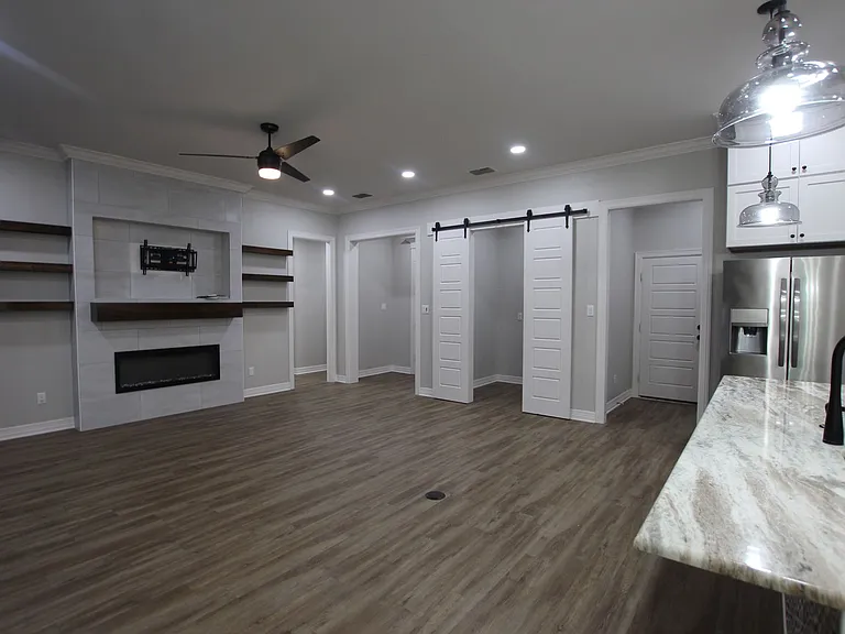 1707 Jessica Dr — Photo 7