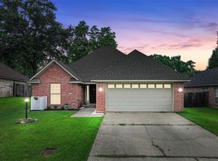 136 Satinwood Cir, Haughton, LA 71037