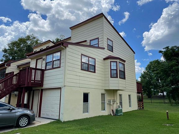 2nd image of 1328 Warrior Way #1328