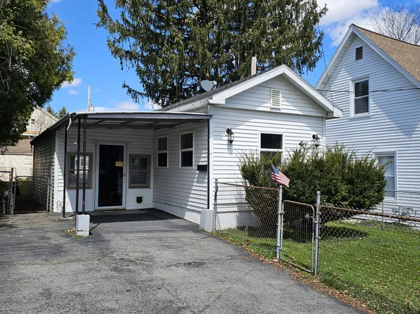 28 Newman Avenue, Mechanicville, NY 12118