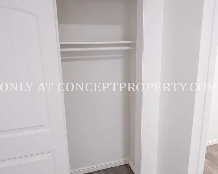 Foothill Terrace — Photo 304
