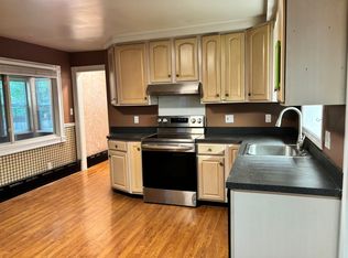 76 Merrimac St, Laconia, NH 03246