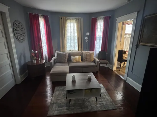 27 Irion St #2, Waterbury, CT 06704