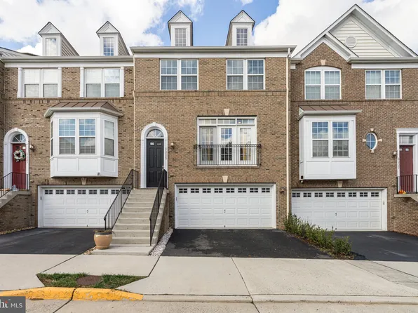 6225 Summit Point Ct, Alexandria, VA 22310
