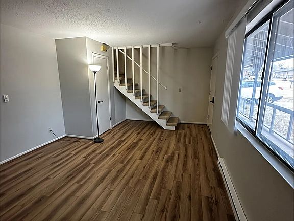 4th image of 3301 Hall St #303
