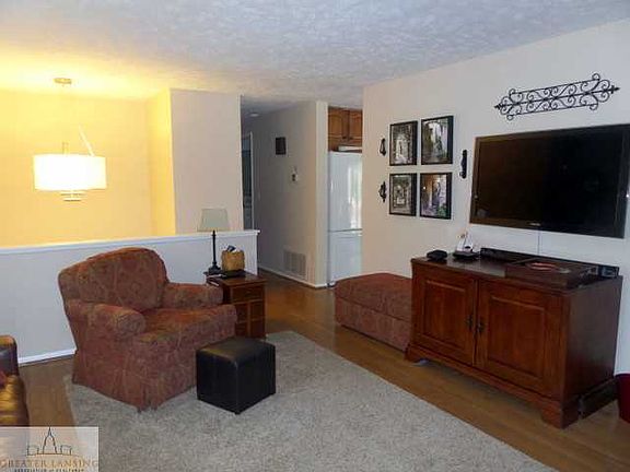 5th image of 3221 Stonewood Dr