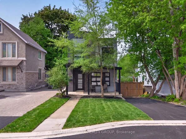 151 Clare St, Ottawa, ON K1Z 7C3