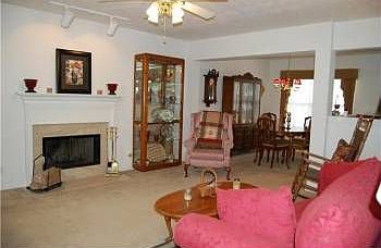 3rd image of 400 Trace Ct