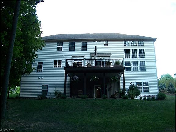 3rd image of 1085 Wildwood Dr