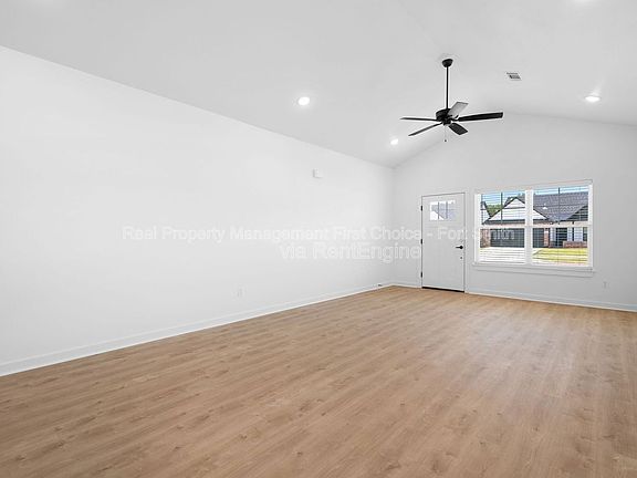3rd image of 8701 Cantera Dr Unit A