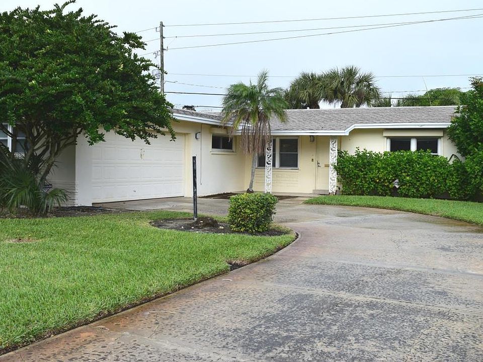 1st image of 470 Carissa Dr