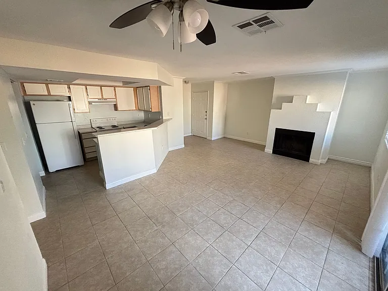 8600 W Charleston Blvd #1129 — Photo 6