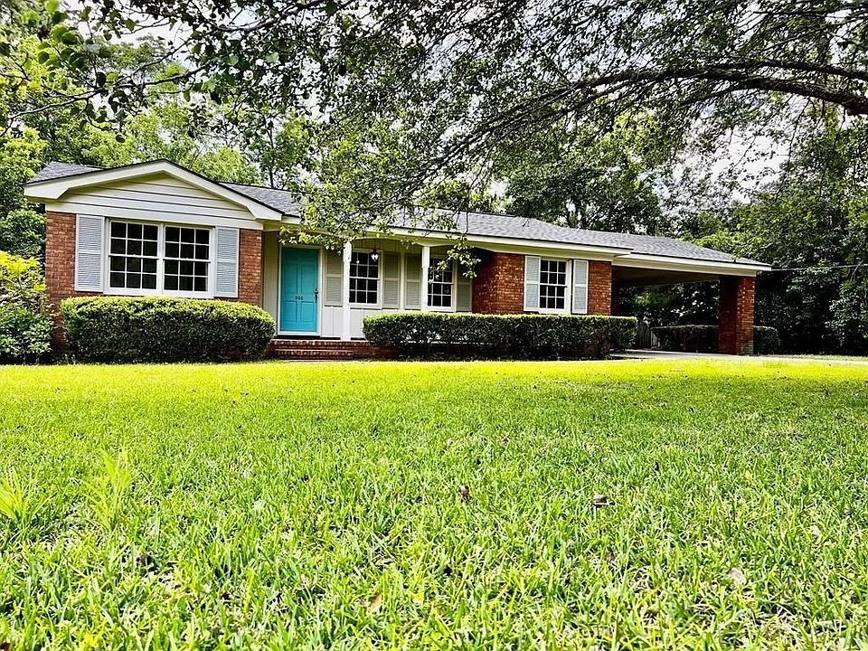 1st image of 305 Hartsfield Ln
