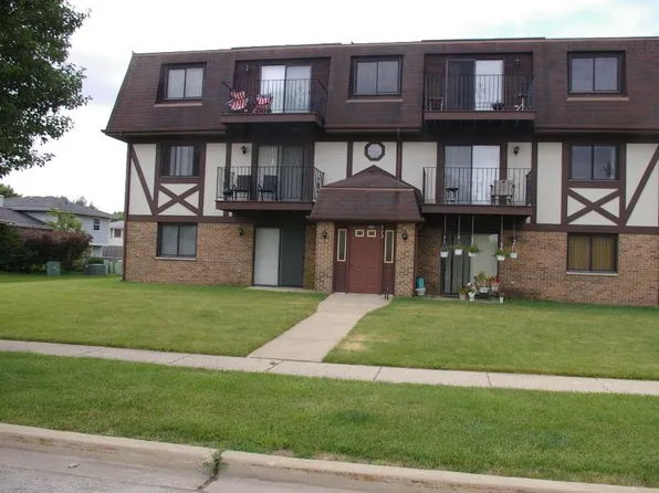 773 Lippert Ln Floor 1, Glendale Heights, IL 60139