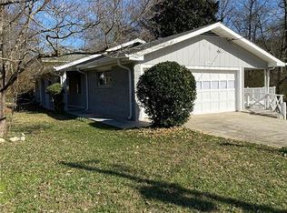 2898 Winchester Ct, Duluth, GA 30096