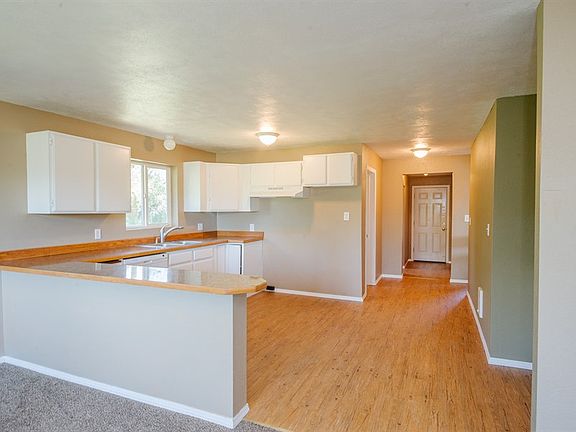 4th image of 20707 E Trent Ave