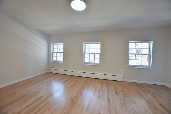 Rented by Compass | media 3