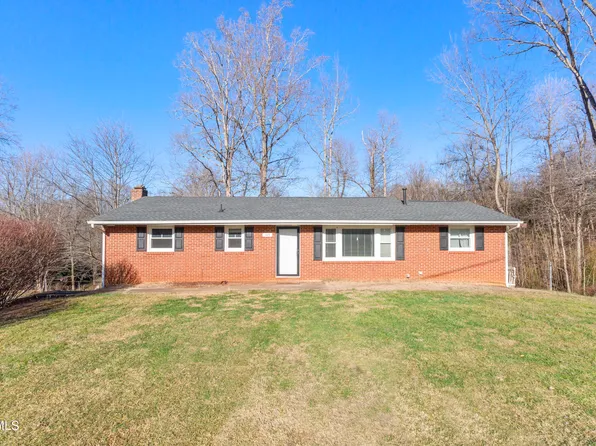 145 Hills Ave, Johnson City, TN 37601