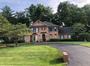 1807 Ashwood Ct, Bowling Green, KY 42103