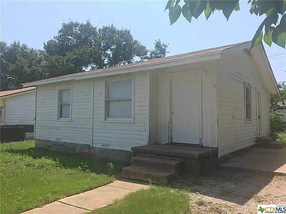 2nd image of 2912 Taft St