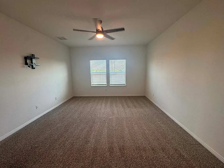 154 Arroyo Sweetwood Cir — Photo 13