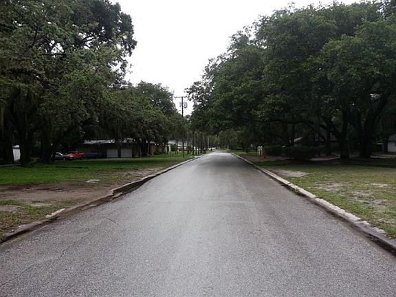 2nd image of 5002 Cumberland Dr