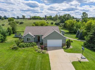 5610 Courtland Meadows Ct NE, Rockford, MI