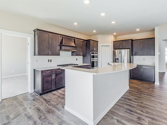 4th image of 10512 185th Street Ct E