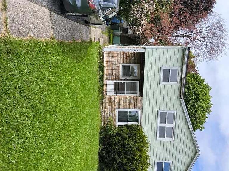 326 Northland Ave — Photo 9