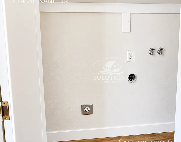 1214 SE Kane Dr — Photo 12