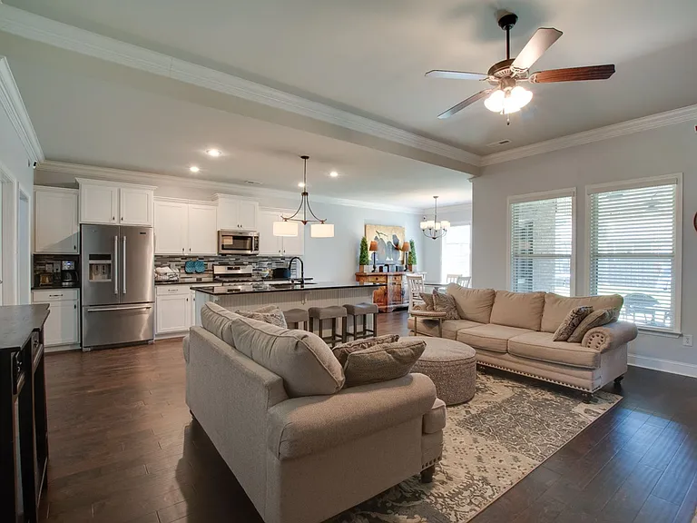 3023 Peevey Creek Ln — Photo 23