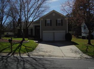 13715 Kensal Green Dr, Charlotte, NC 28278