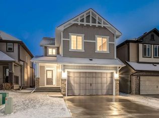 104 S Hillcrest Ave SW, Airdrie, AB T4B4C8