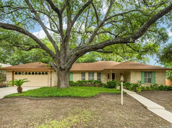 114 COTILLION DR, Castle Hills, TX 78213