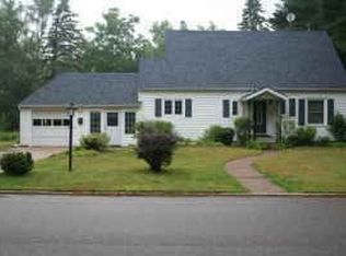342 Wisconsin St, Waupaca, WI 54981
