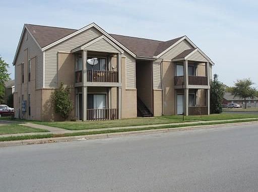 1st image of 1114 Autumn Cir