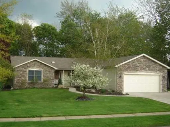 4133 Ridgewood Dr, Erie, PA 16506