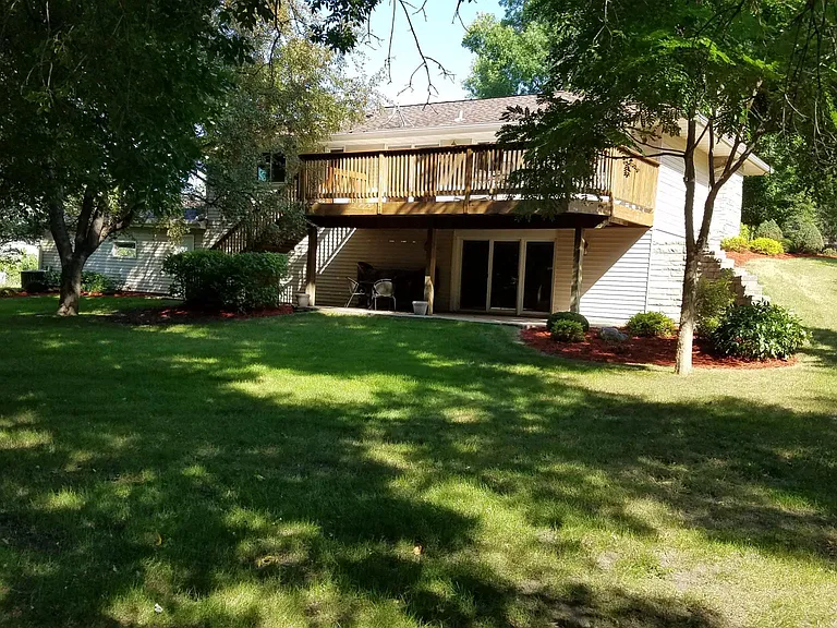 1500 Circle Dr — Photo 22