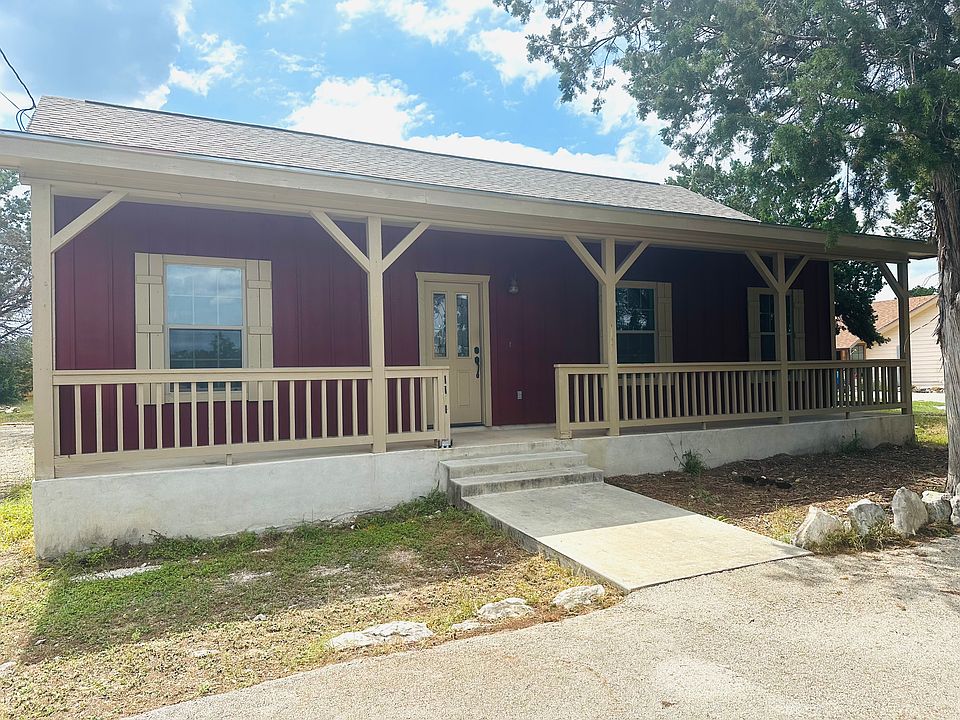 1st image of 1005 Live Oak Dr