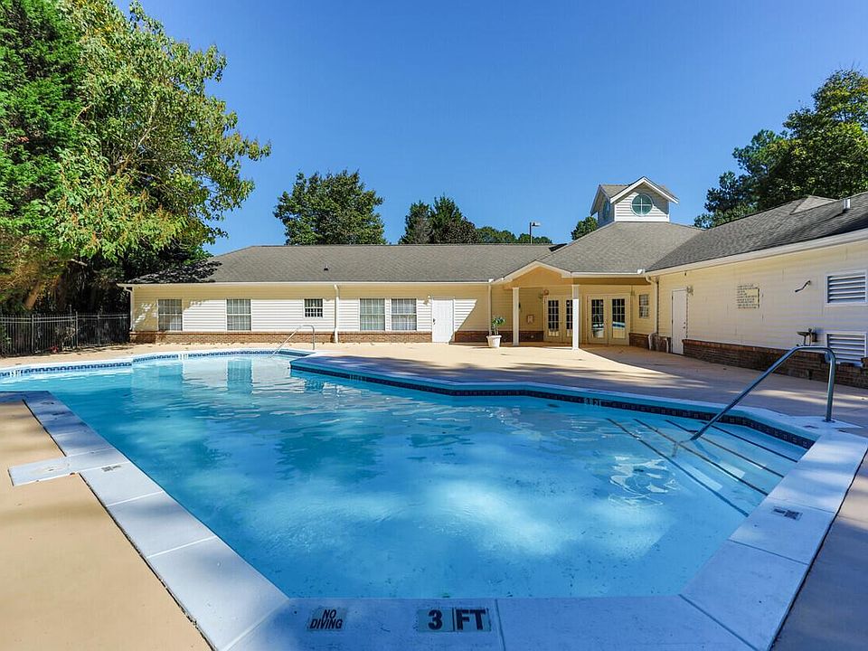 1st image of 900 Stanton Delowe Connector #3B-2Ba-920Sqft