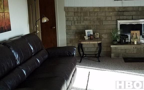 4th image of 397 Tidd Dr