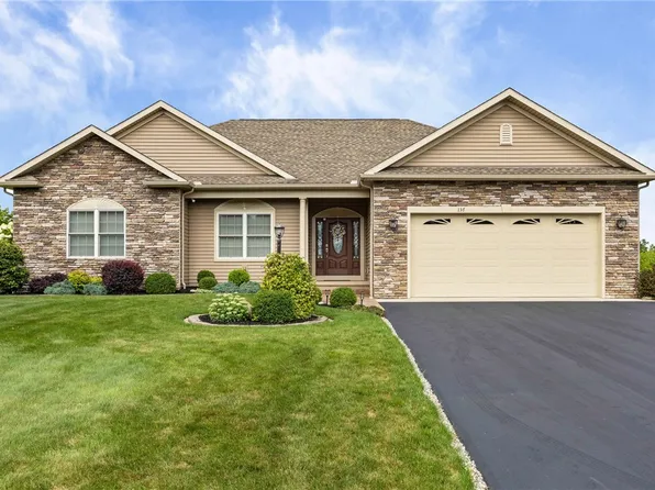 137 Kensington Ct, Livonia, NY 14487