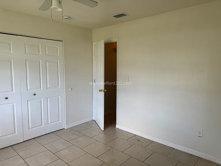 3239 Haddon Ave NE — Photo 10