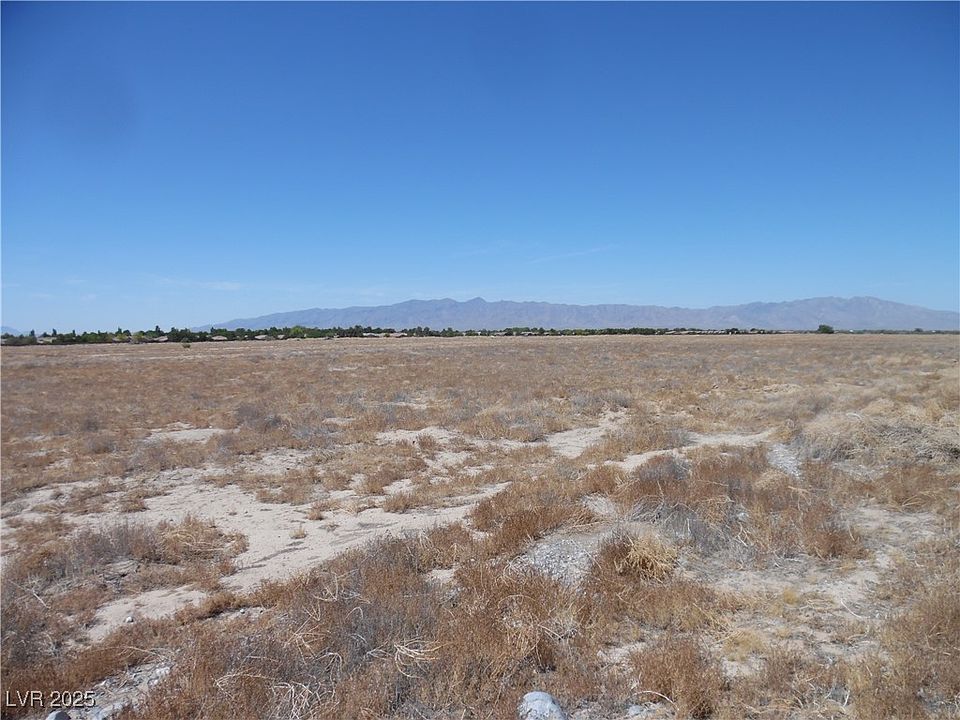 2nd image of 4181 Cross Pl
