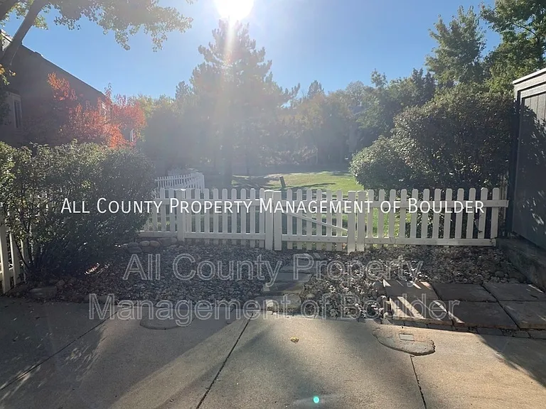 800 W Moorhead Cir #C — Photo 17