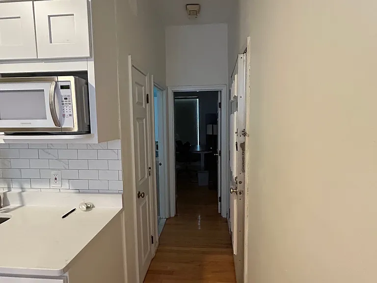 74 Tyler St #1 — Photo 8