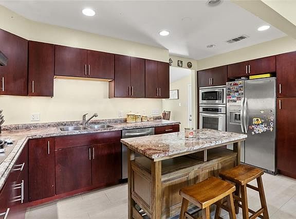 3rd image of 1609 Auburn Ave