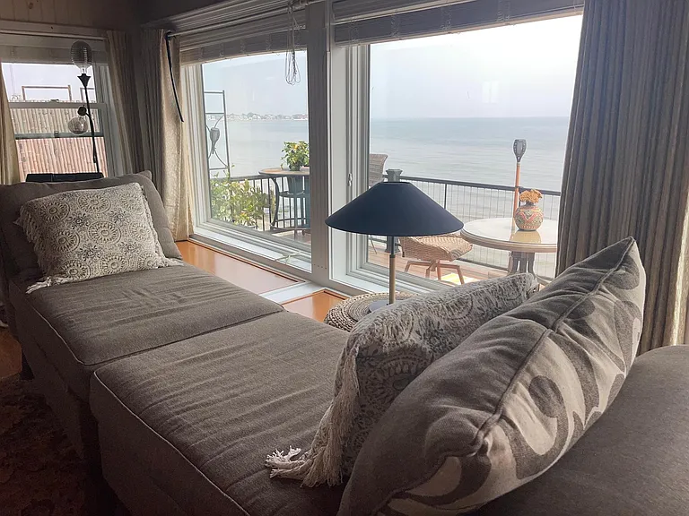 Field Ct — Photo 9